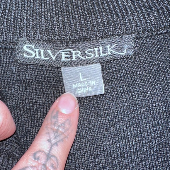 SilverSilk Black & Gray Patchwork Zip-Up Sweater – Size Large - Picture 4 of 6